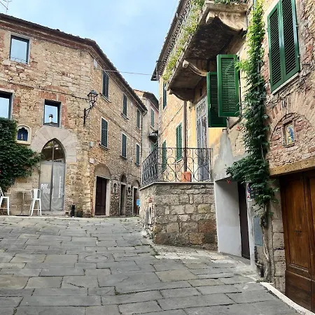 Tuscan With Balcony & Vaulted Ceilings *
